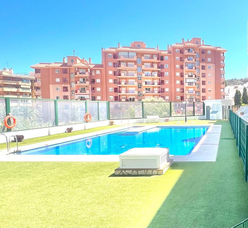 Cozy Fuengirola Apartment With Sea View & Pool Exterior foto