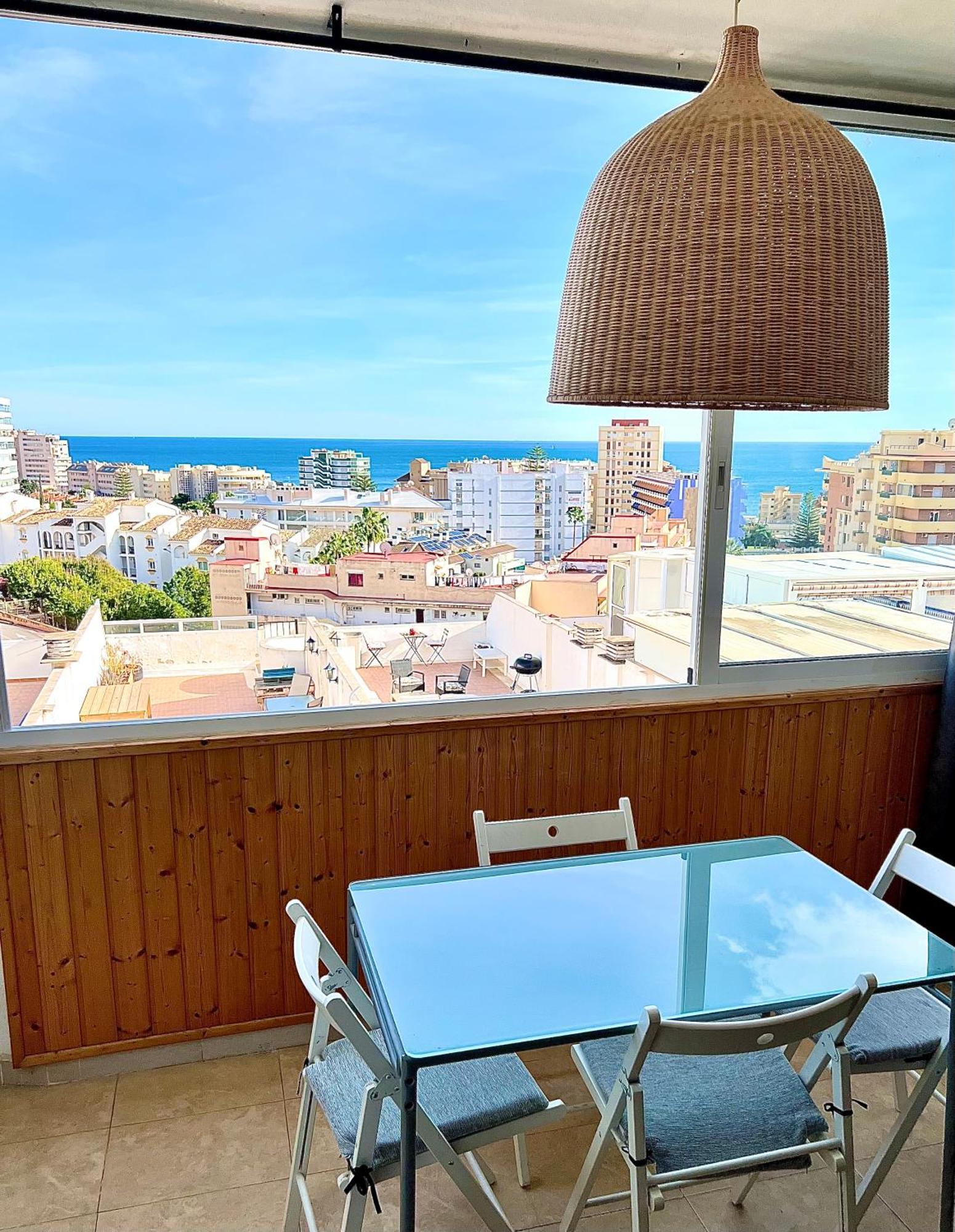 Cozy Fuengirola Apartment With Sea View & Pool Exterior foto