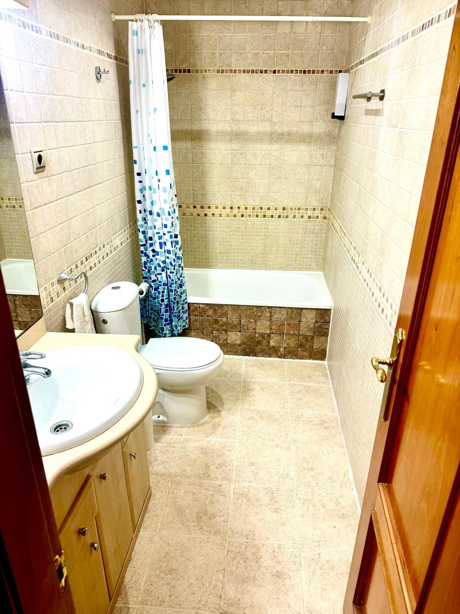 Cozy Fuengirola Apartment With Sea View & Pool Exterior foto