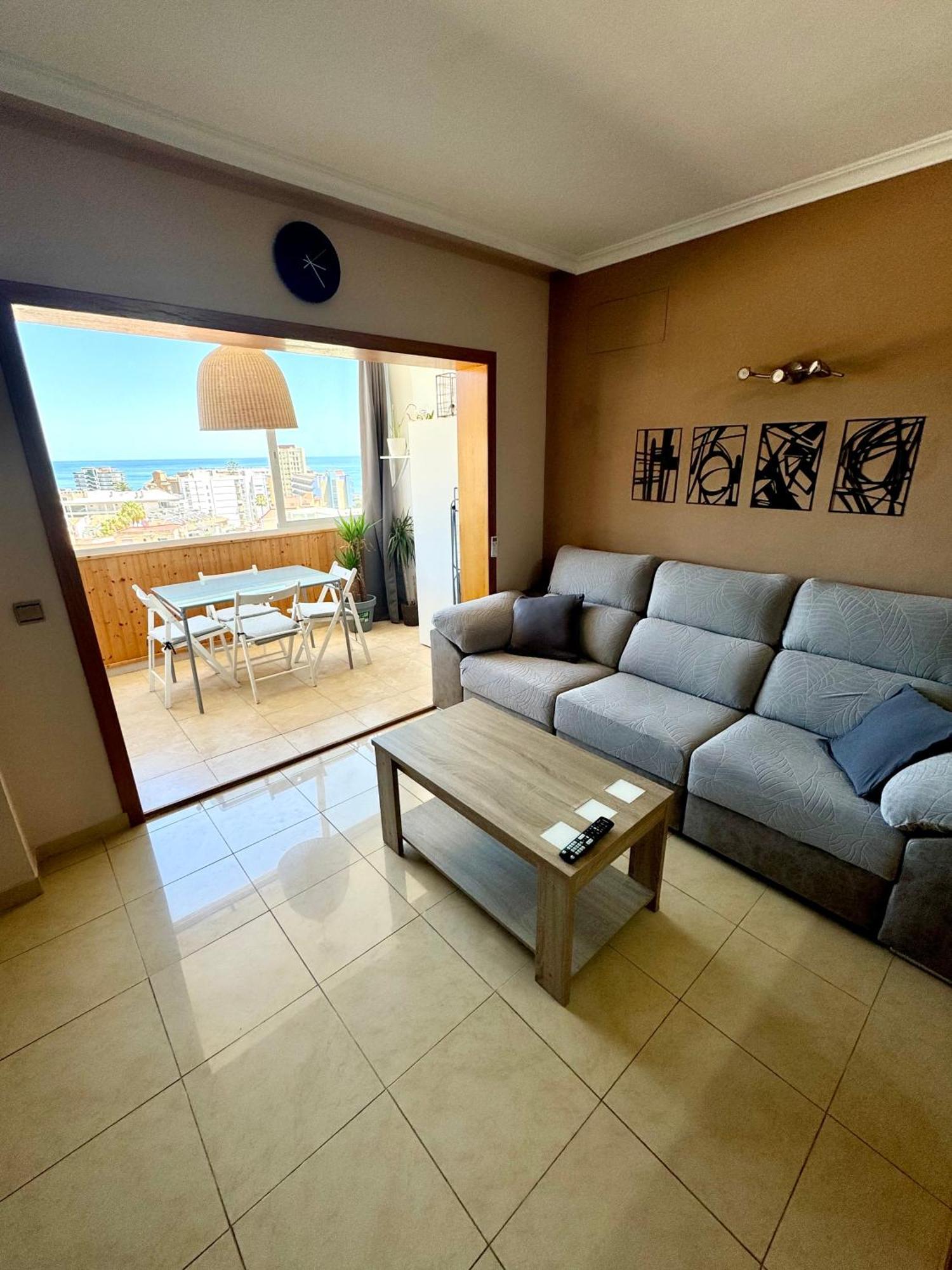 Cozy Fuengirola Apartment With Sea View & Pool Exterior foto