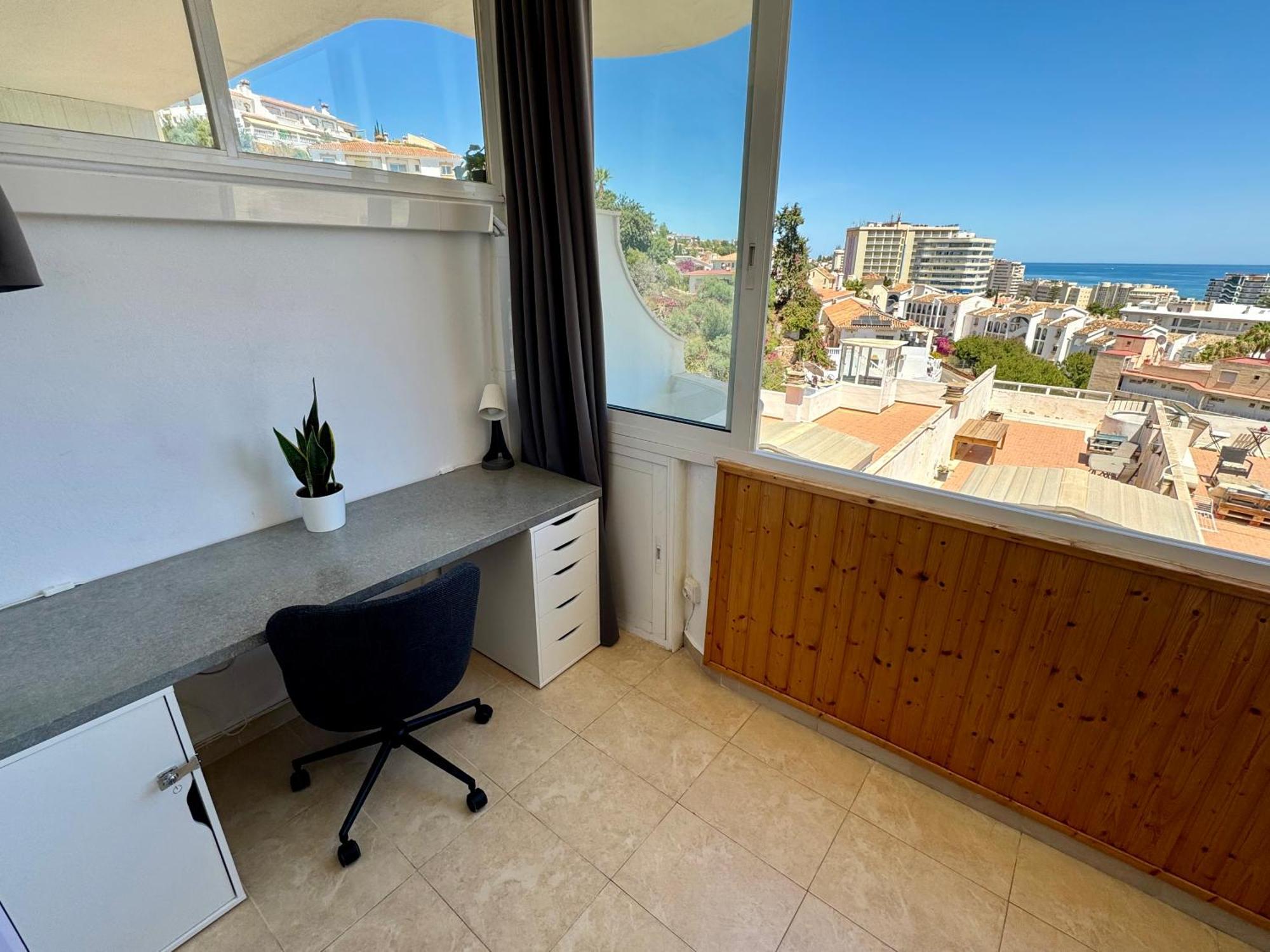 Cozy Fuengirola Apartment With Sea View & Pool Exterior foto