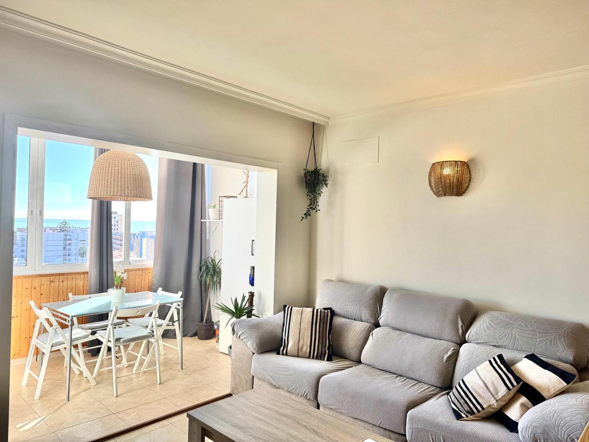 Cozy Fuengirola Apartment With Sea View & Pool Exterior foto